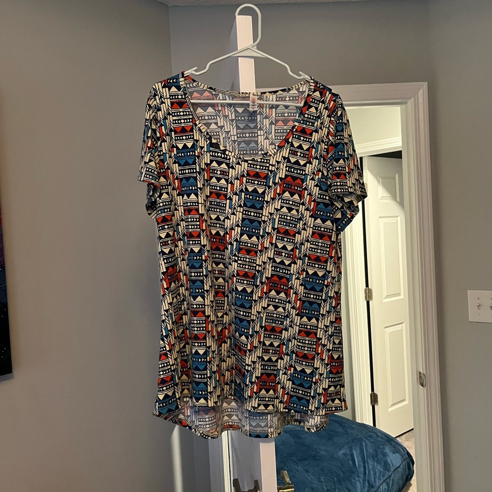 LuLaRoe top. Size xl.